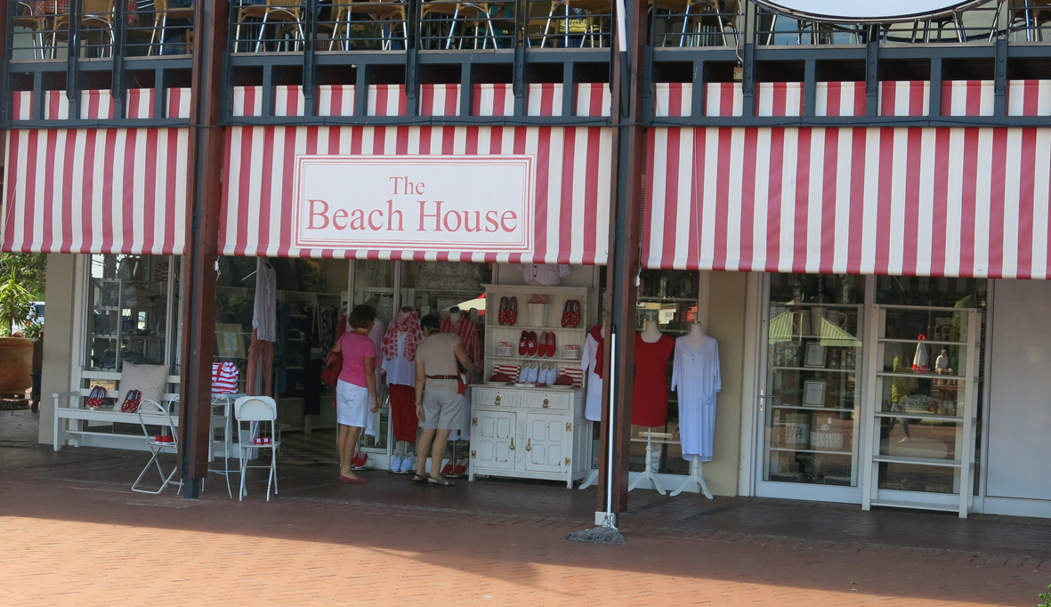 Winkelen in Waterfront van Knysna.